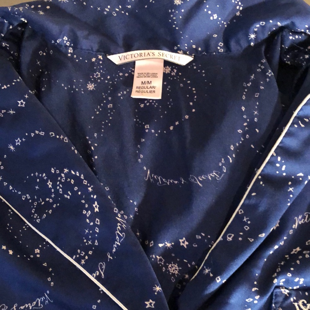VICTORIA’S SECRET SILK PJ’S - SIZE REGULAR /MEDIUM